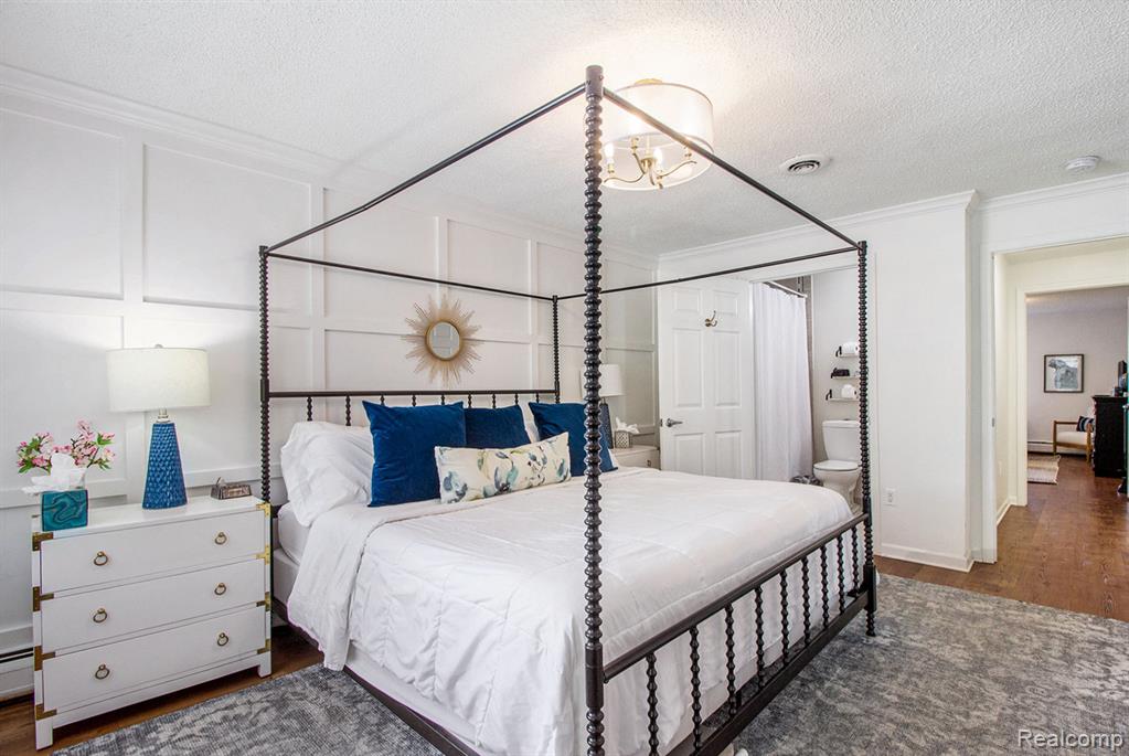 155 N Main Street, Clarkston, MI, 00000