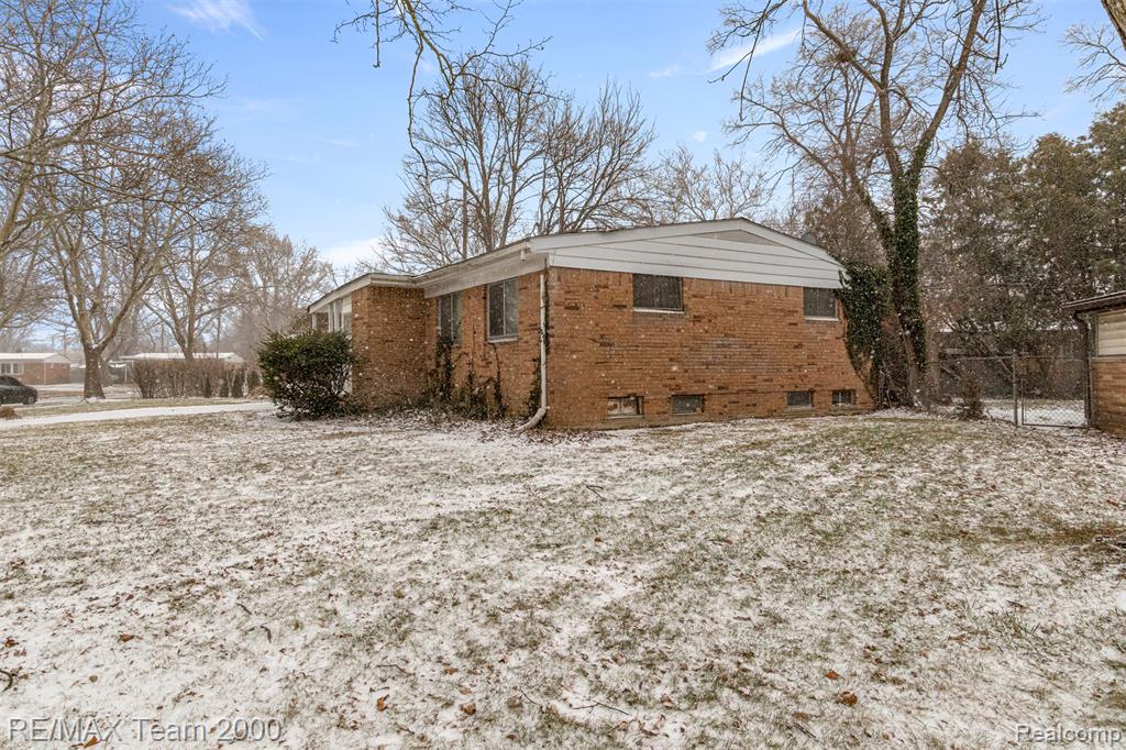 15211 Joan Street, Oak Park, MI 48237 — Photo 3