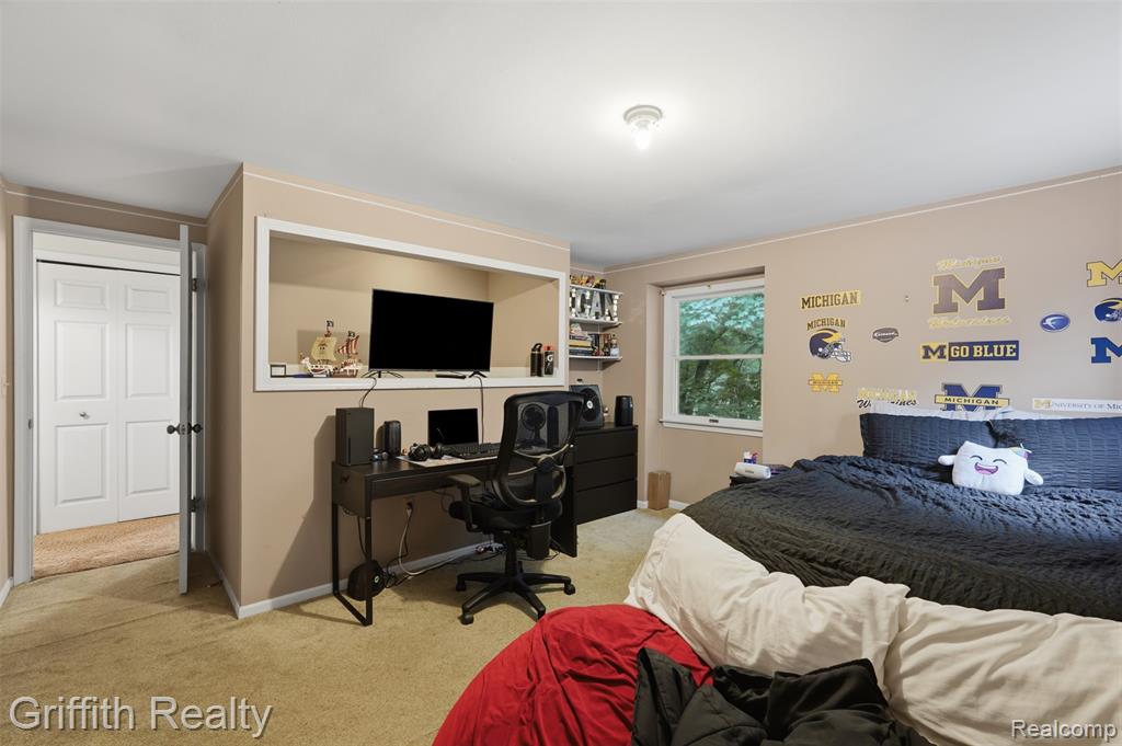 10591 Silver Lake Road, Brighton, MI 48116 — Photo 25