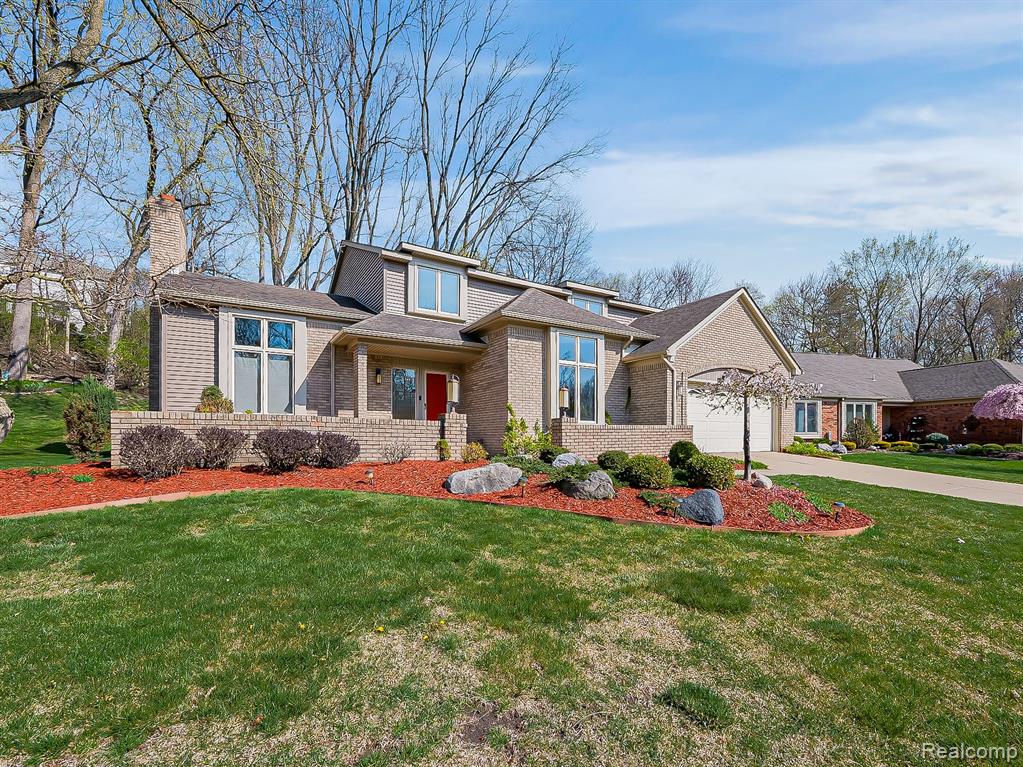 878 River Bend Drive, Rochester Hills, MI 48307 — Photo 51