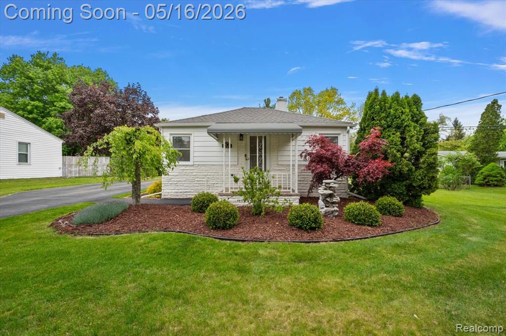 8529 Munrovia Street, Shelby Twp, MI 48317 — Photo 3