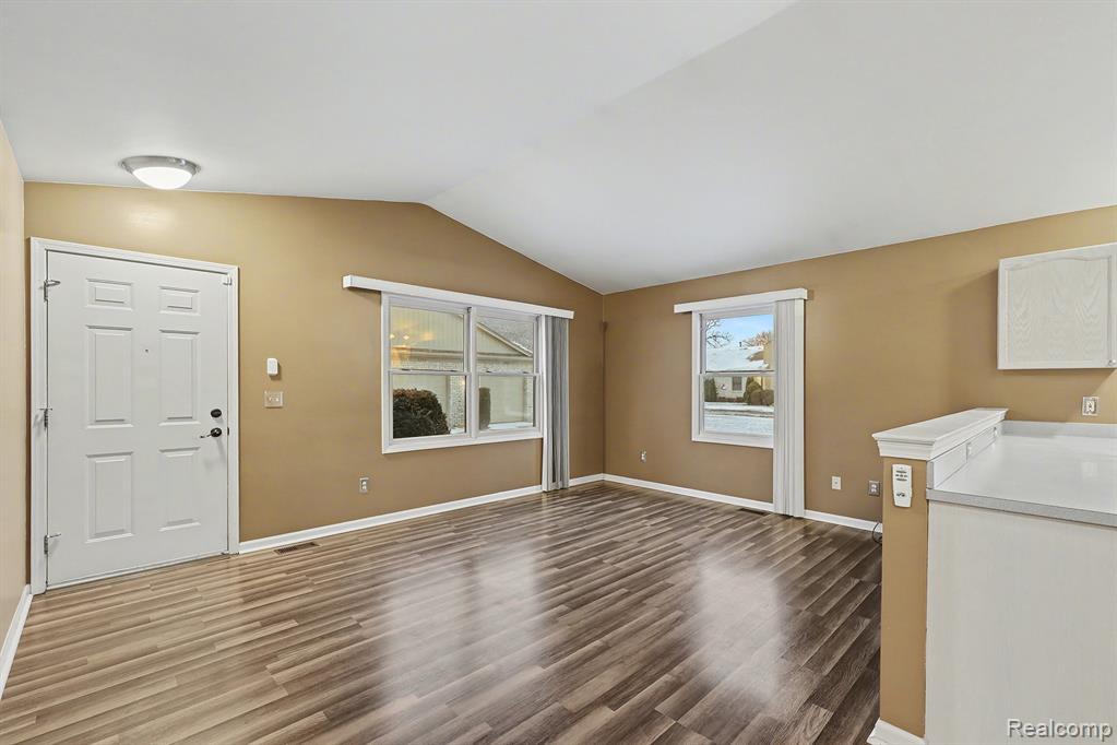 41916 King Edward Court, Clinton Twp, MI 48038 — Photo 7