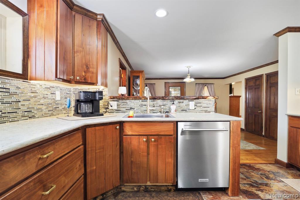 7163 Burpee Road, Grand Blanc, MI 48439 — Photo 14
