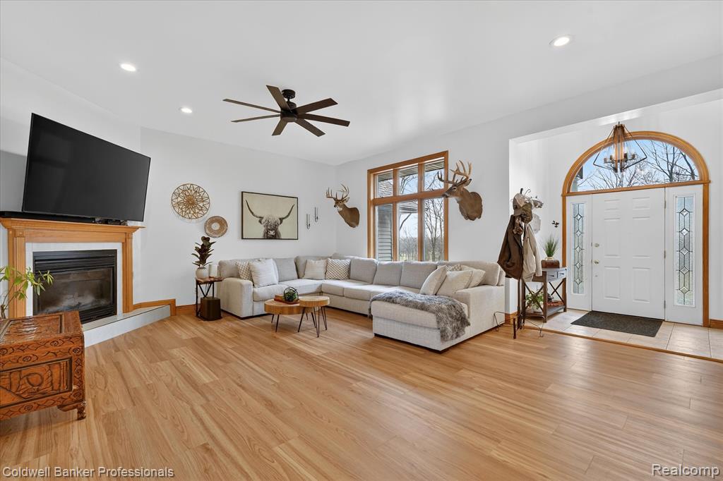 10310 Sharp Road, Swartz Creek, MI 48473 — Photo 4