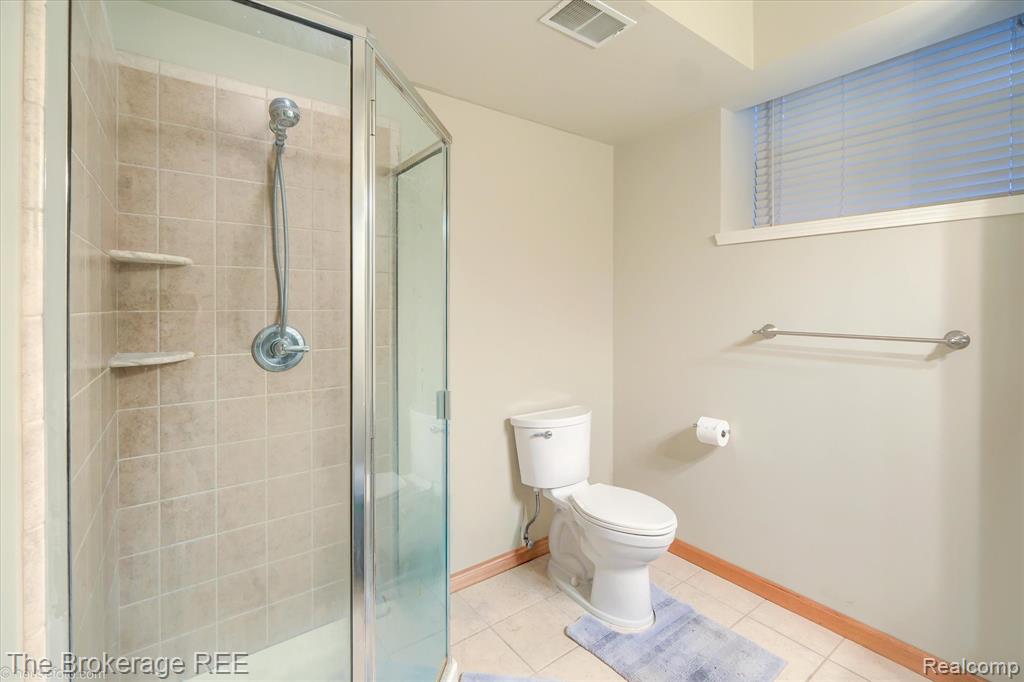 2653 Ravine Side Lane N, Howell, MI 48843 — Photo 53