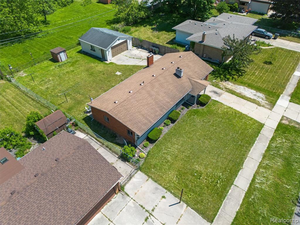 51056 Fairlane Drive, Utica, MI 48316 — Photo 37
