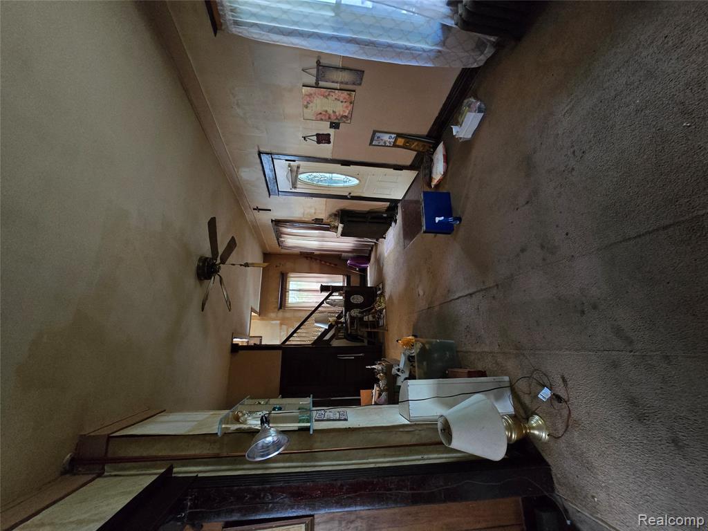 811 Howard Street, Port Huron, MI 48060 — Photo 2