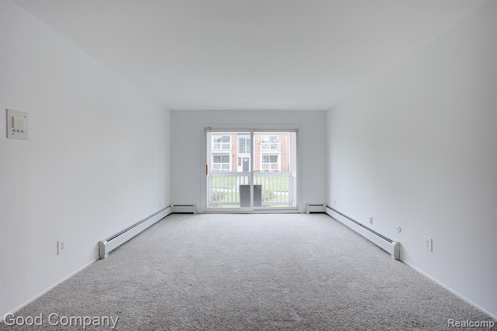 2425 TORQUAY Avenue, 102A, Royal Oak, MI 48073 — Photo 3