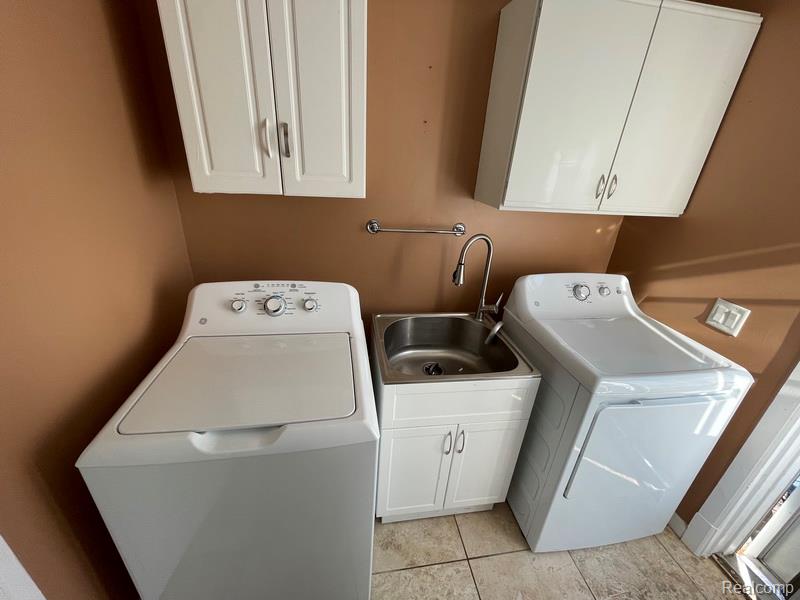 1240 WAGNER Avenue, Bloomfield Hills, MI, 48302