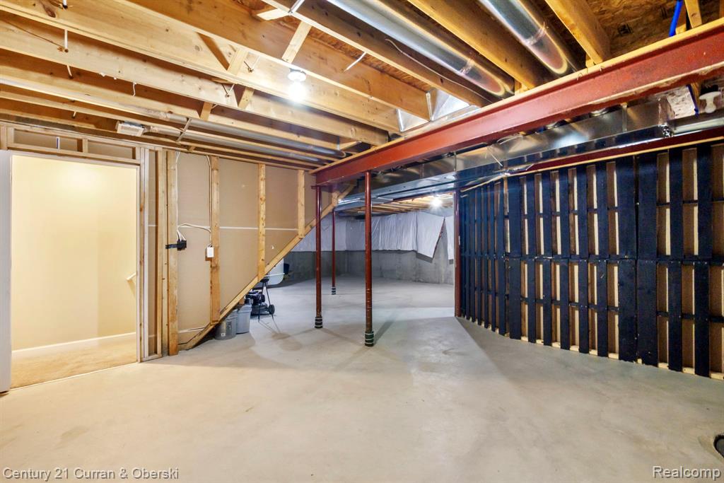 51207 Brompton, Novi, MI — Photo 45