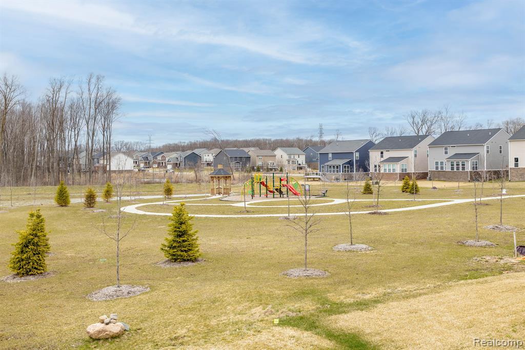 58790 SELLA Drive, South Lyon, MI 48178 — Photo 40