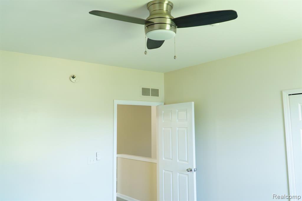 1803 Pinecroft Drive, Canton, MI 48188 — Photo 45