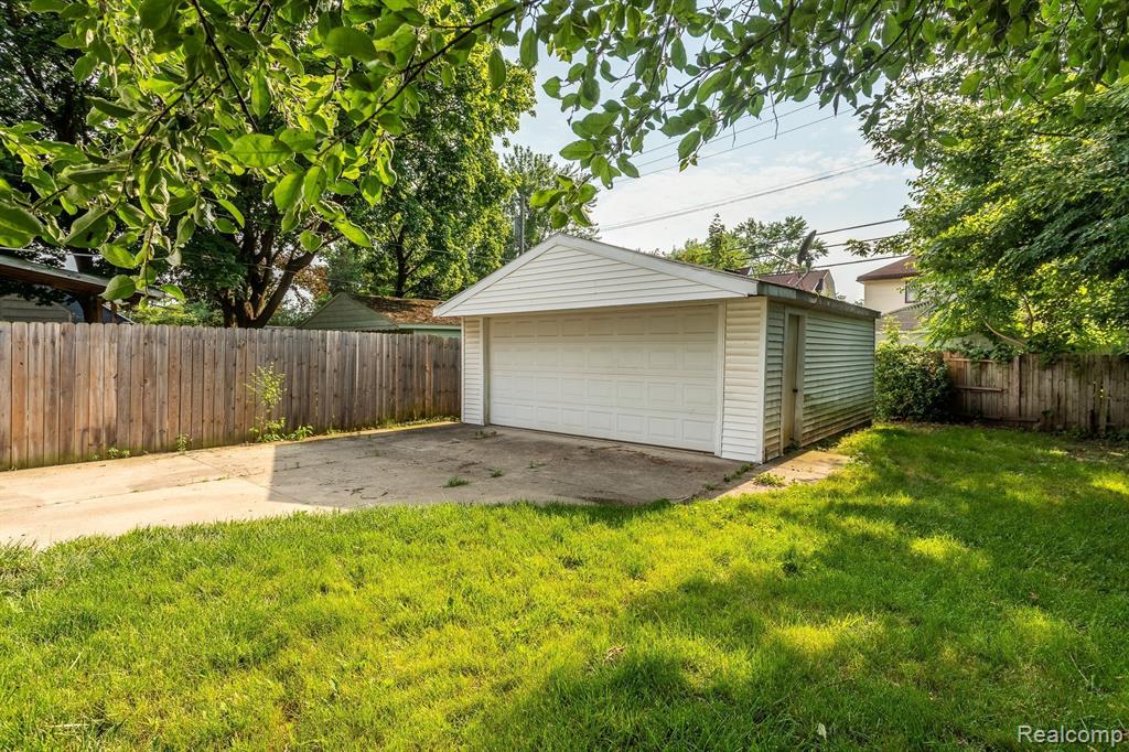 4346 BIDDLE Street, Wayne, MI 48184 — Photo 26