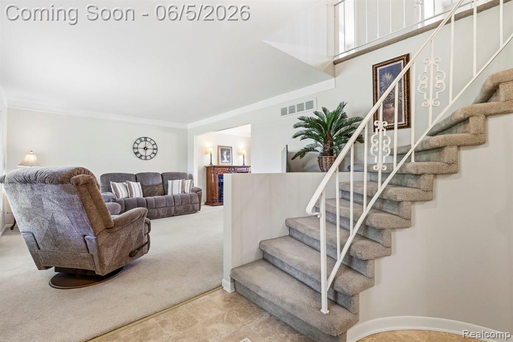 32040 Cambridge Drive, Warren, MI 48093 — Photo 11