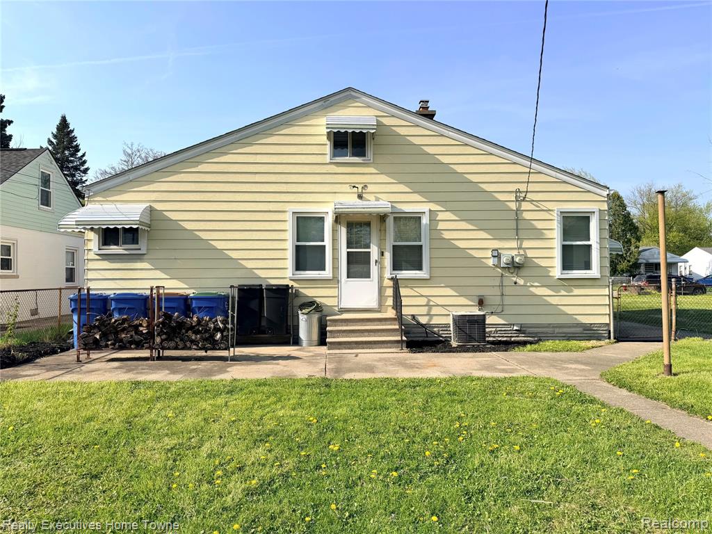 13718 Julius Avenue, Warren, MI 48089 — Photo 5