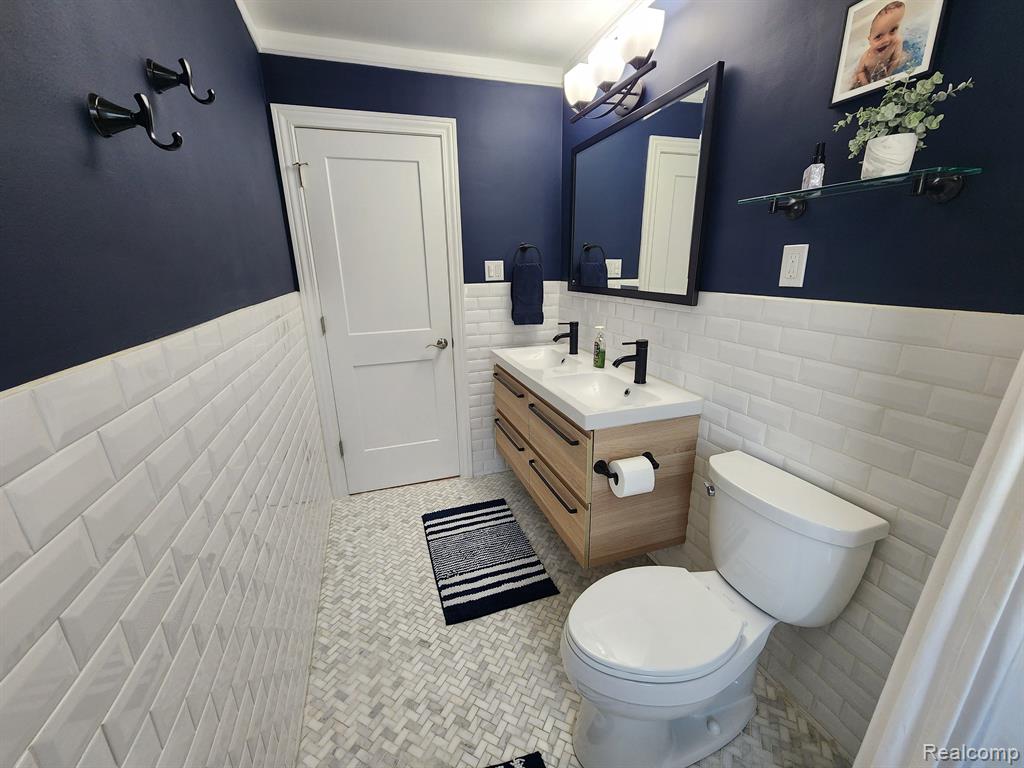 4711 ROBINWOOD Avenue, Royal Oak, MI 48073 — Photo 11