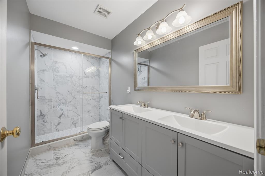 42453 Willsharon Street, Sterling Heights, MI 48314 — Photo 25