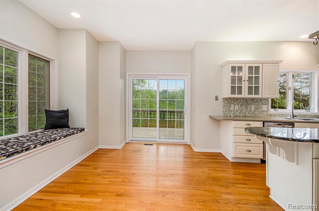 5401 Lone Pine Court, Brighton, MI 48116 — Photo 10