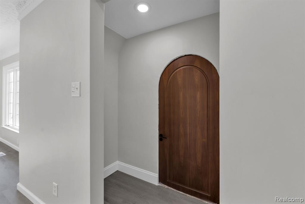 18961 Pennington Drive, Detroit, MI 48221 — Photo 15