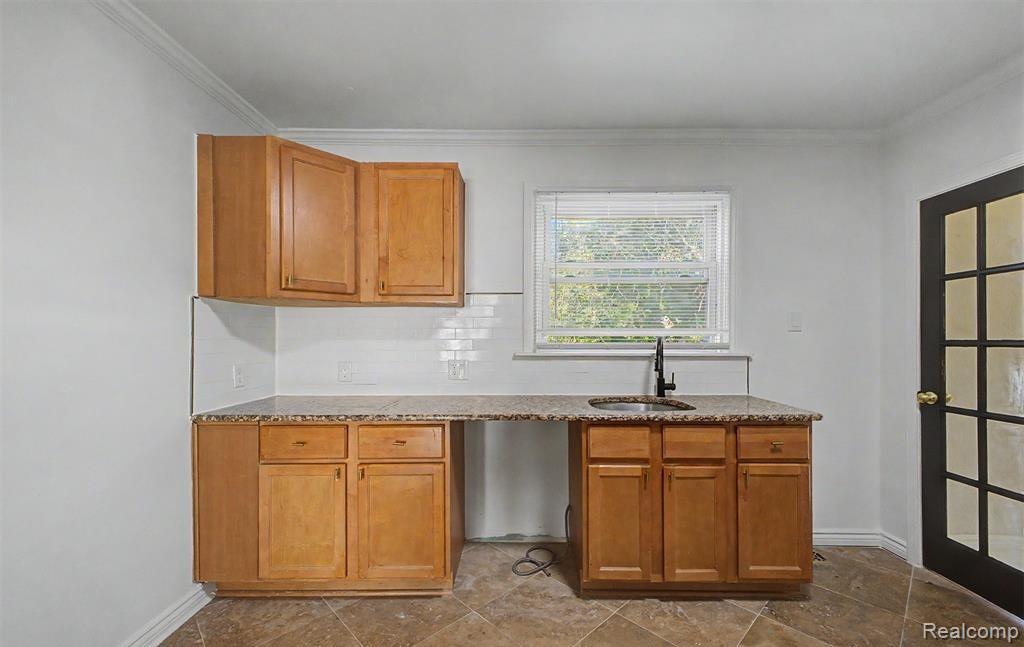 5191 Lonyo Street, Detroit, MI 48210 — Photo 12