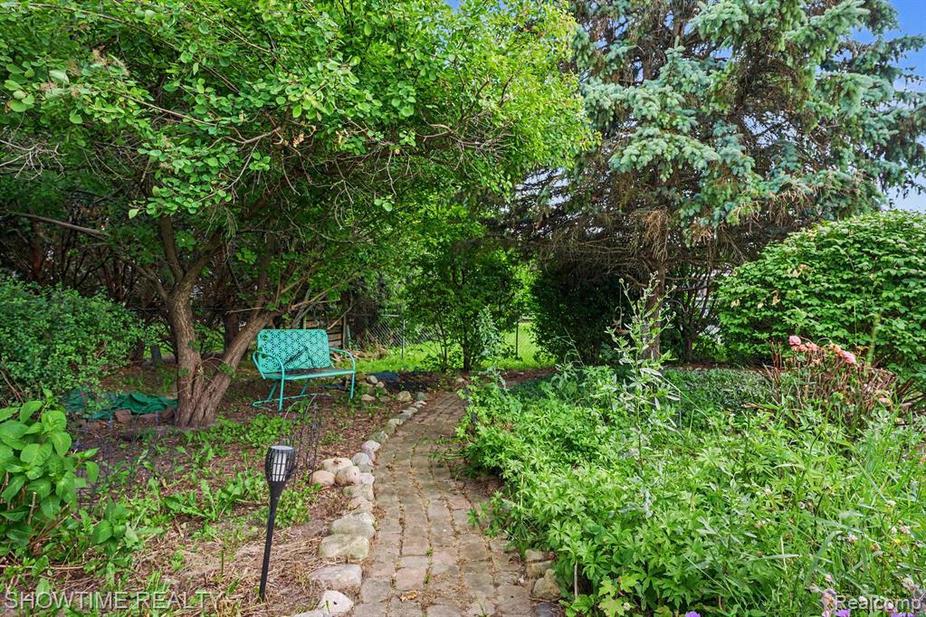 40298 Sandy Drive, Clinton Twp, MI 48038 — Photo 25