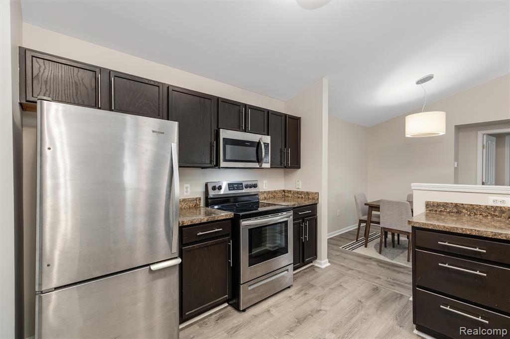 47879 Cardiff Avenue, Canton, MI 48188 — Photo 10