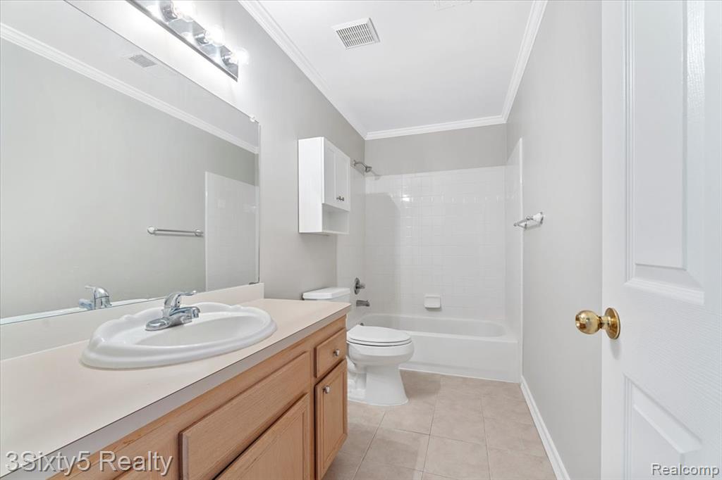 23313 Stromp Court, Trenton, MI 48183 — Photo 13