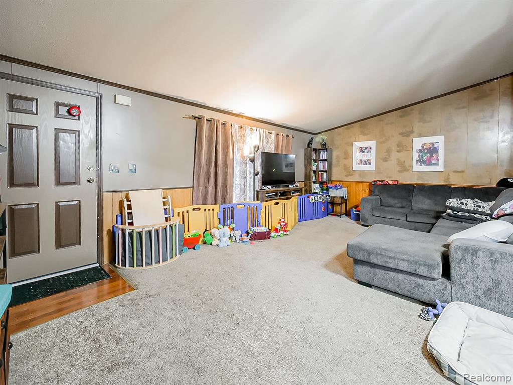 2015 Plum Street, Clarkston, MI 48348 — Photo 10