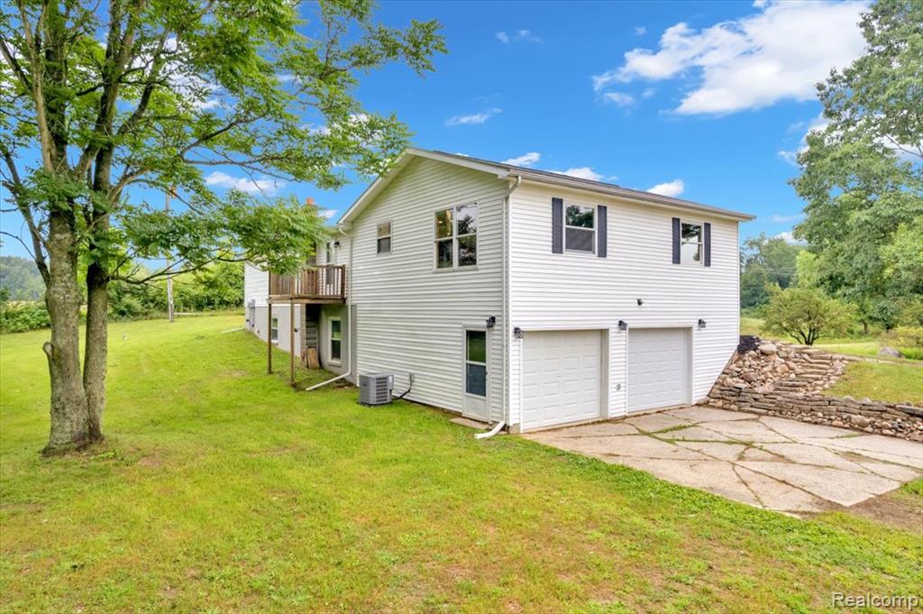 625 N Lake George Road, Attica, MI 48412 — Photo 3