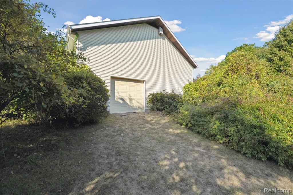 1792 Tooley Road, Howell, MI 48855 — Photo 44