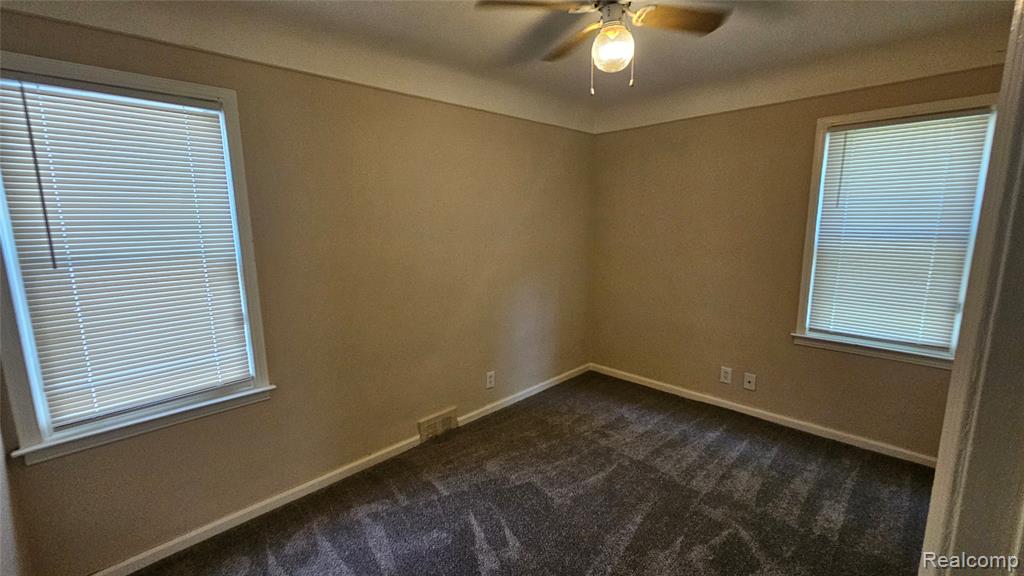 7211 Meadow Avenue, Warren, MI 48091 — Photo 9