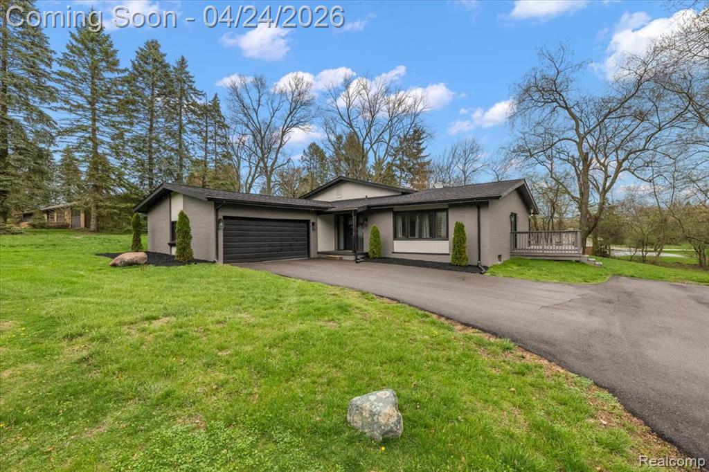 4389 Charing Way, Bloomfield Hills, MI 48304 — Photo 38