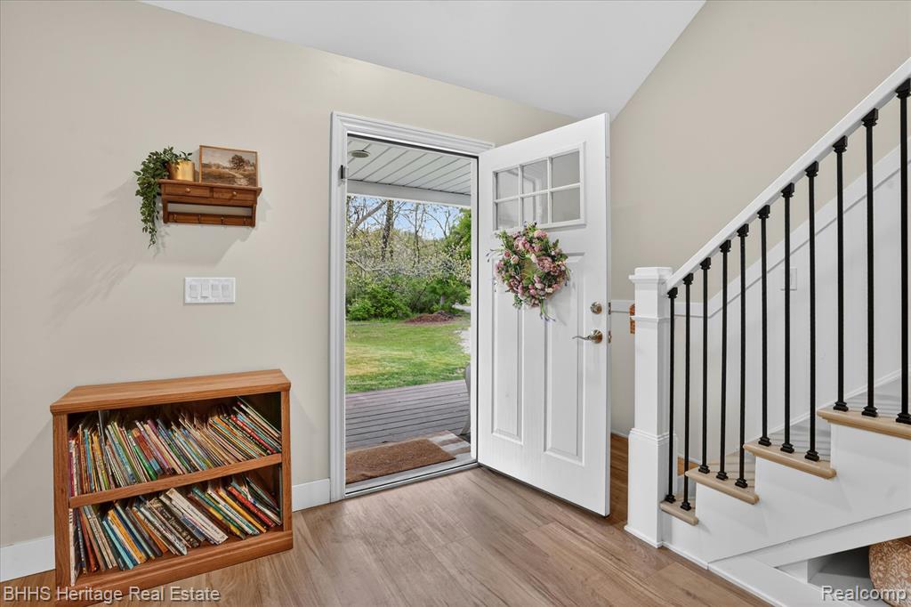 5835 Warner Road, Fowlerville, MI 48836 — Photo 5