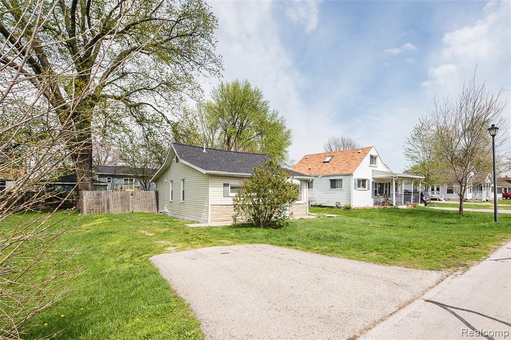 3245 6th Street, Monroe, MI 48162 — Photo 11