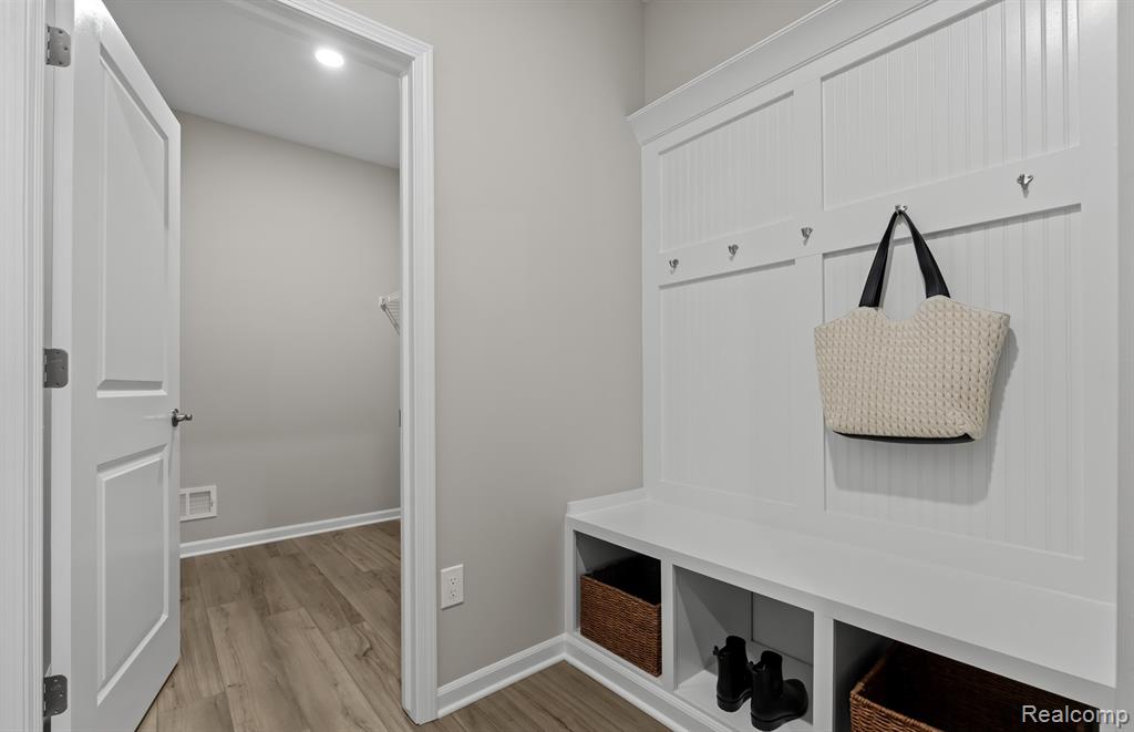3042 Sheffield Circle, Clarkston, MI — Photo 17