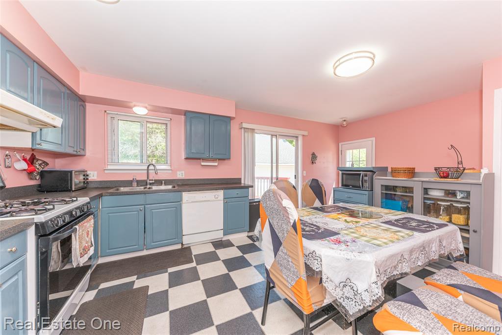1380 N Sheldon Road, Canton, MI 48187 — Photo 13