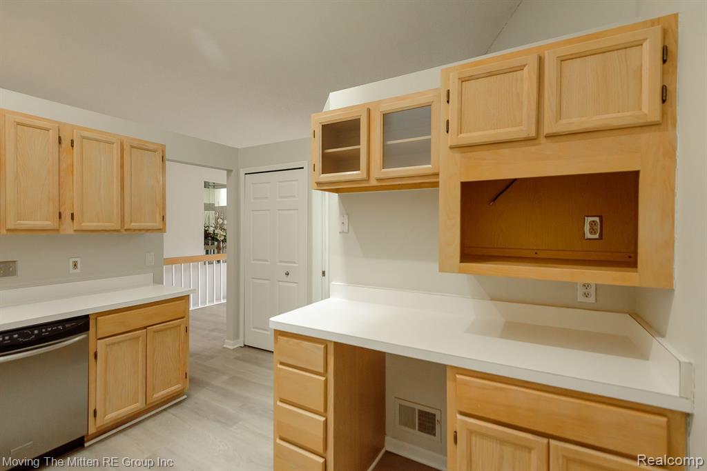 38610 BRANDMILL, Farmington Hills, MI 48331 — Photo 14