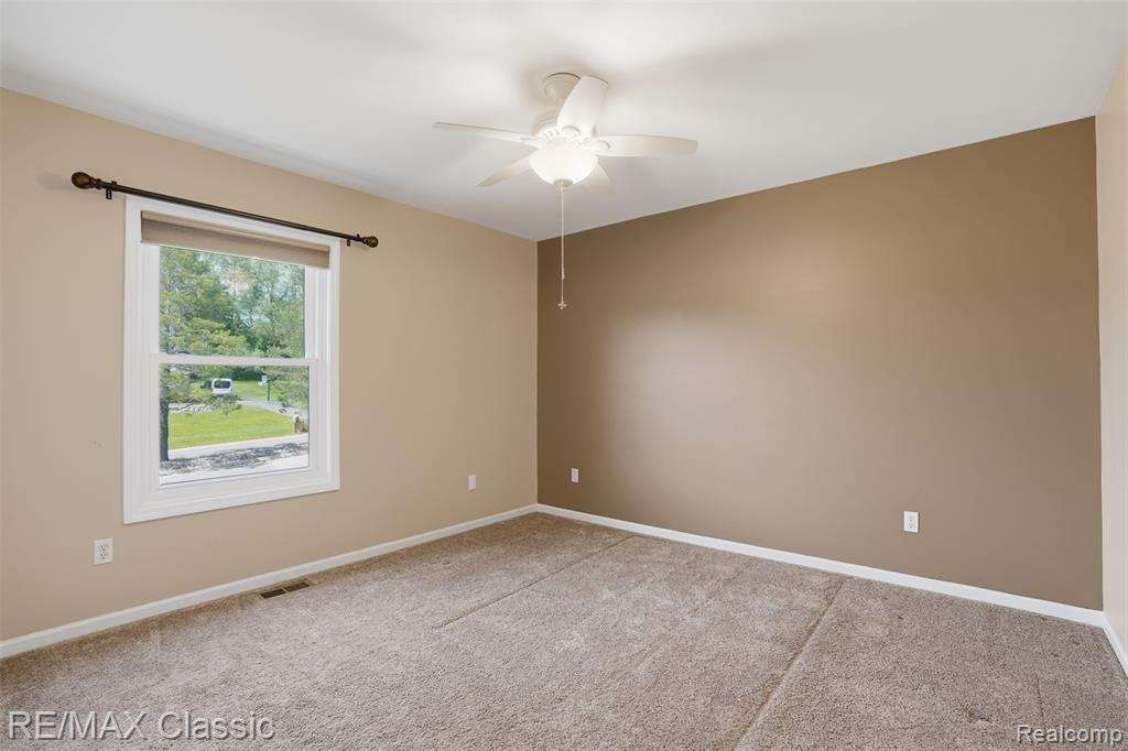 5500 Irene Boulevard, White Lake, MI 48383 — Photo 31