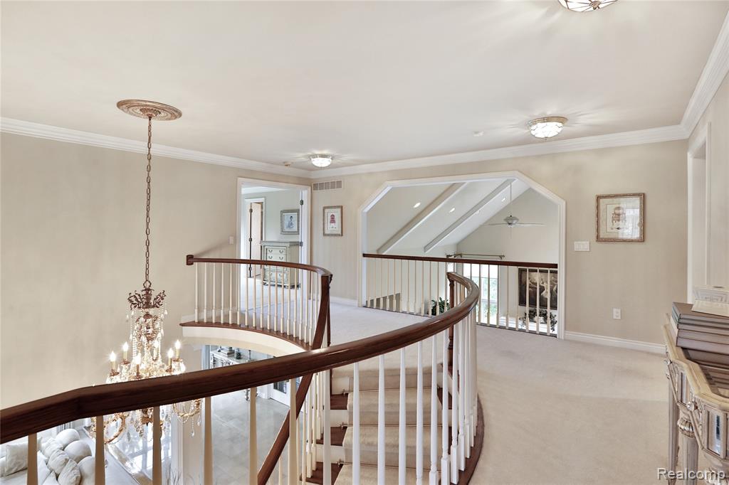 5826 Murfield Drive, Rochester, MI 48306 — Photo 42
