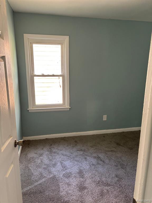 8210 ASBURY Park, Detroit, MI 48228 — Photo 6