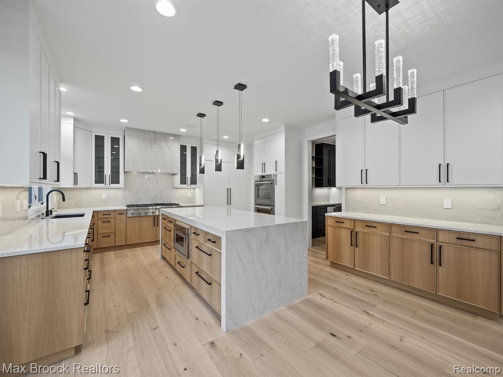 4331 Spruce Hill Lane, Bloomfield Hills, MI 48301 — Photo 18
