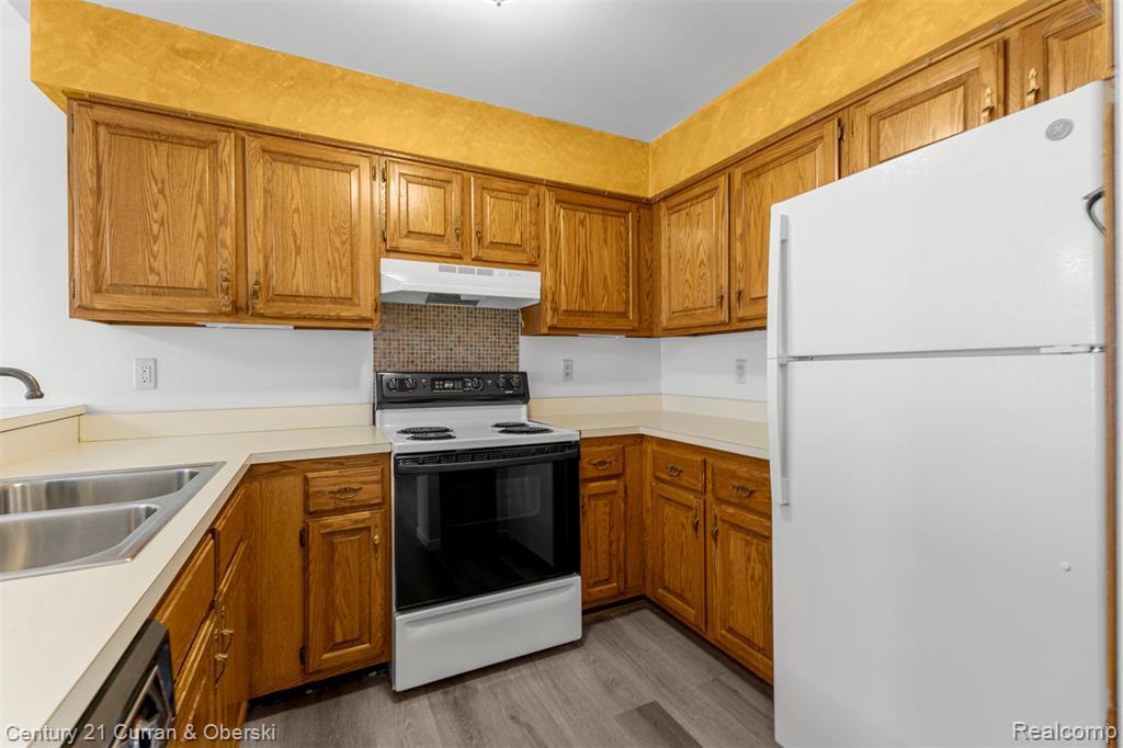 41 Parkplace W, Allen Park, MI 48101 — Photo 7