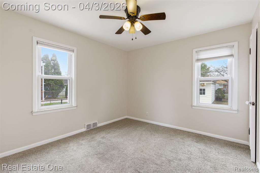7259 FENTON Street, Dearborn Heights, MI 48127 — Photo 7