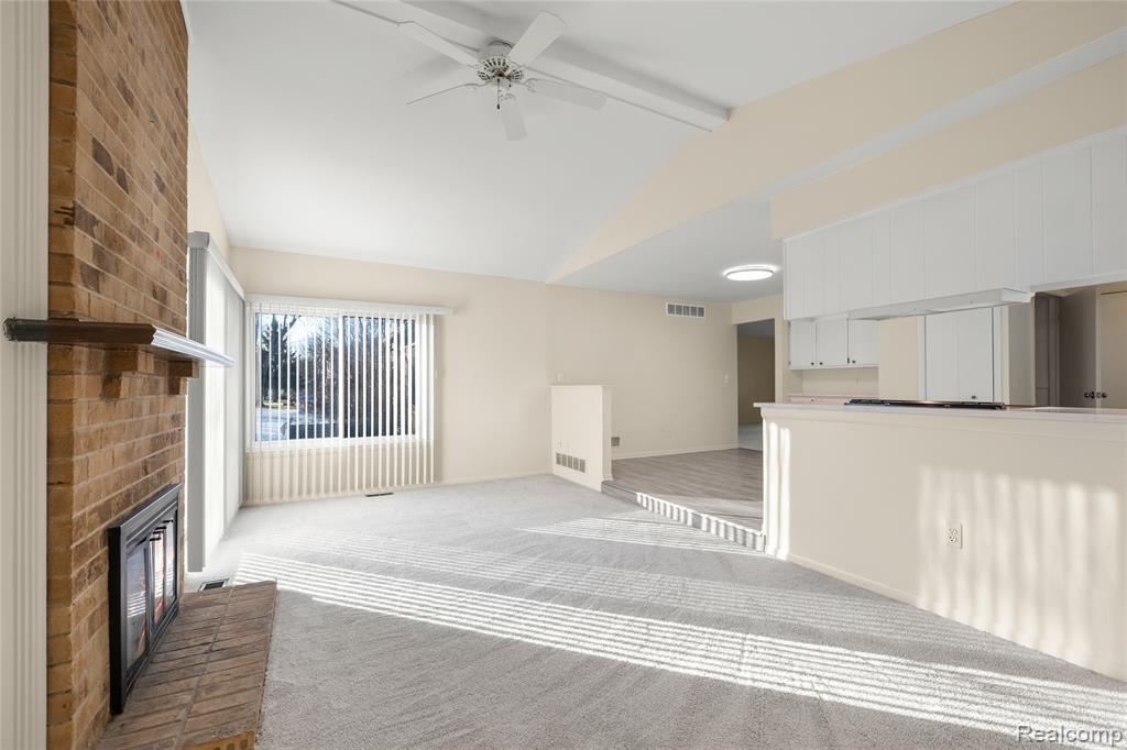 40661 Oakwood Drive, Novi, MI — Photo 12