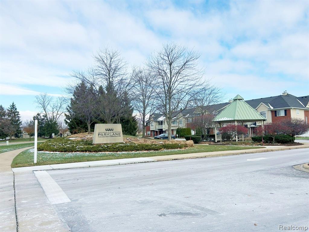 23074 FAIRLANE Boulevard, 6, Woodhaven, MI 48183 — Photo 48