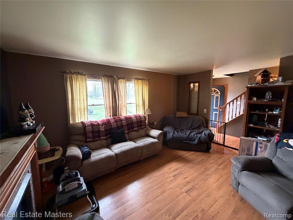 5360 Smiths Creek Road, Kimball, MI — Photo 9