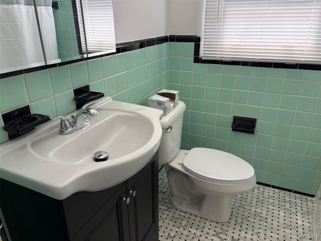 8434 Quandt Avenue, Allen Park, MI 48101 — Photo 10