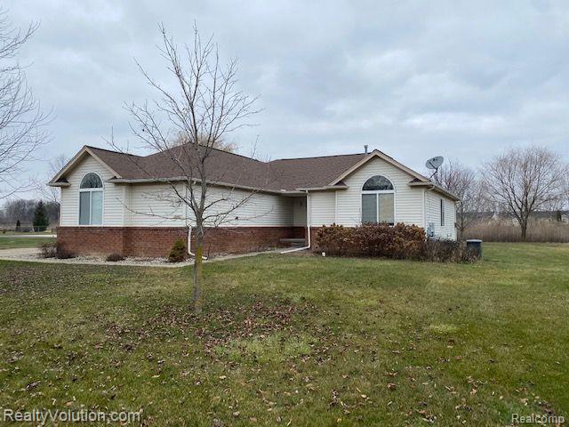 240 Deer Park S, Capac, MI 48014 — front exterior