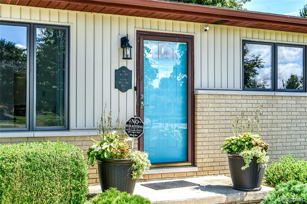 47940 Mallard Drive, Chesterfield, MI 48047 — Photo 2