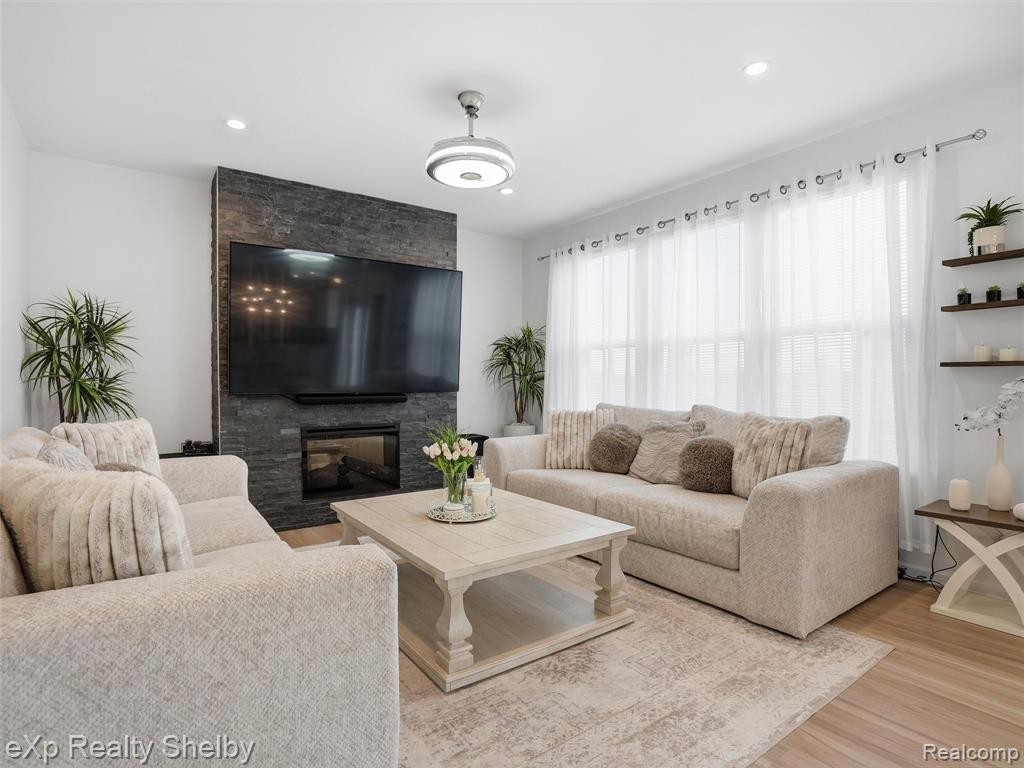 51435 Water Mark Drive, Macomb, MI 48042 — Photo 6